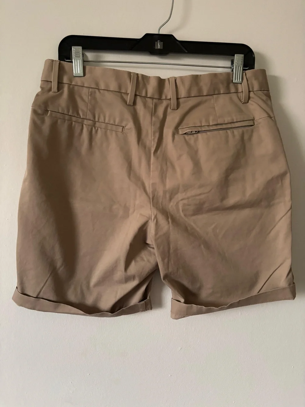 Banana Republic Men's Flat-Front Chino Shorts - Taupe